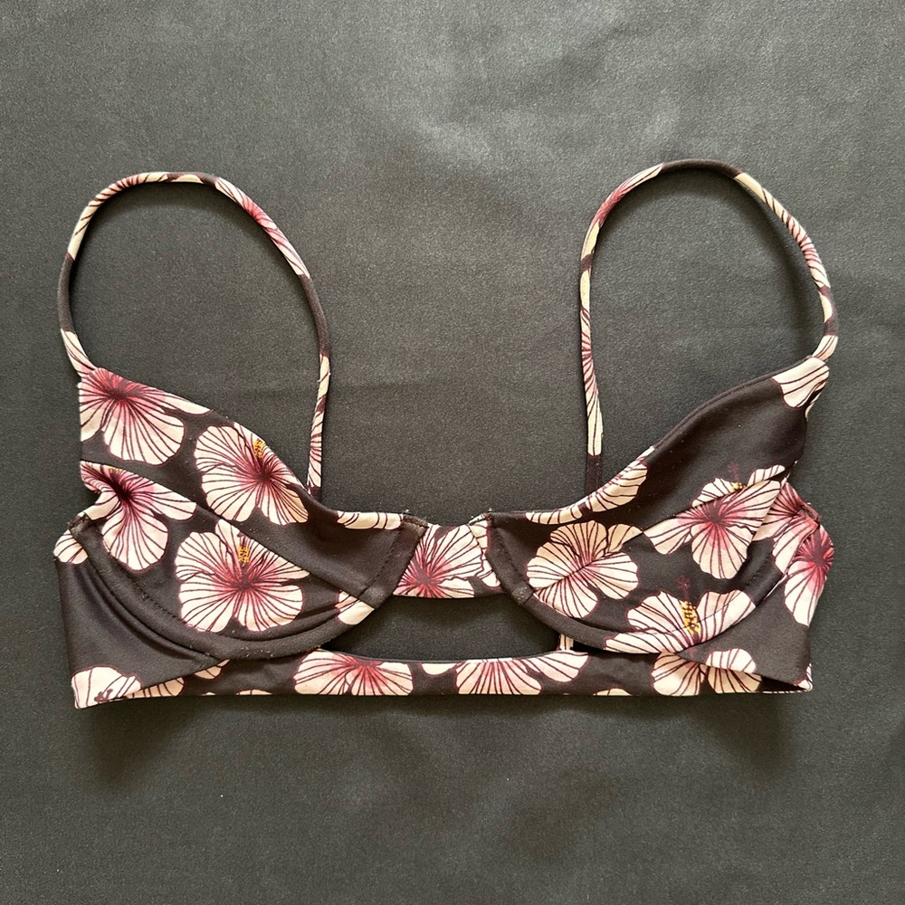 Benoa Swim Outrigger Shea Top